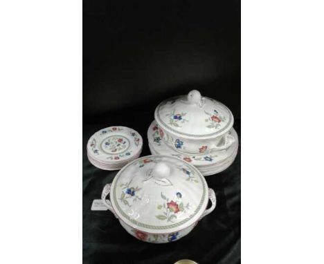 Villeroy & Boch part service of plates ,saucers and tureens, (Qty)