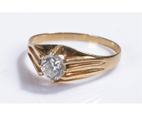 9 carat gold ring, set with a cubic zirconia, 2.6 grams 