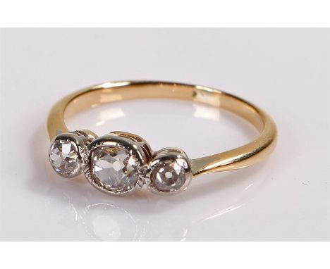 Diamond set ring, the head set with three diamonds to the shank, ring size N