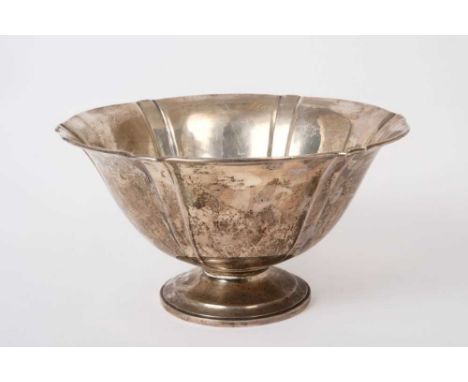 Early 20th Century American silver Rose Bowl of tapered circular form on stepped circular foot, underside stamped 'Stone, Ste