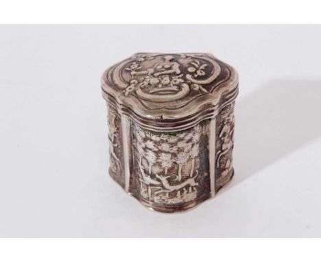 Late 18th / early 19th century Dutch silver trinket / ring box with embossed panels depicting a hunting scene, all at 0.5oz, 