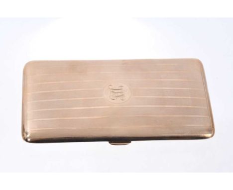9ct gold cigarette case with engine turned decoration, Birmingham 1948, 24.5cm x 8cmCondition report: Gross weight approximat