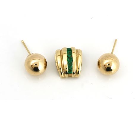 A gold and emerald clip and a pair of gold earstuds (2)The gold clip mounted with a row of five circular cut emeralds, detail