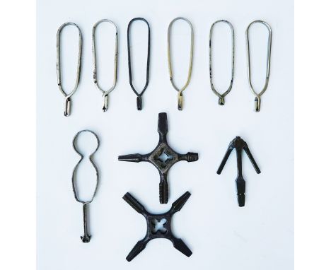 SHOOTING INTEREST; A QUANTITY OF TOOLSEarly 20th century &amp; laterIncluding: powder shot measures, various clamps, cartridg