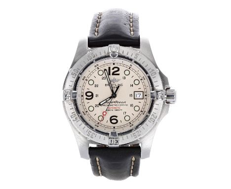 Breitling SuperOcean automatic stainless steel gentleman's wristwatch, ref. A17390, serial no. 918xxx, rotating bezel, silver