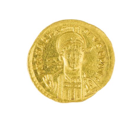 Anastasio (491-518) - Solido databile al periodo 491-498 - Zecca: Costantinopoli - Diritto: mezzo busto elmato e diademato de