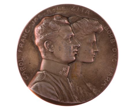 Insieme di due medaglie relative all’Imperatore Carlo I medaglia 1911 per il matrimonio come Arciduca con la Principessa Zita