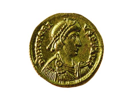 Solido databile al periodo 402-403 o 405-406 d.C. - Zecca: Ravenna - Diritto: busto diademato di perle, drappeggiato e corazz