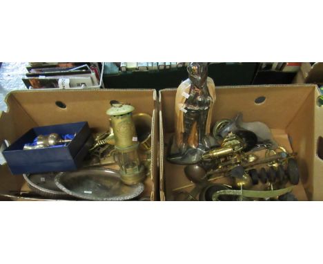 Lustred metal figure of knight companion set stand with hooks at the back for tools, horse brasses, miniature brass lamp, 2 b