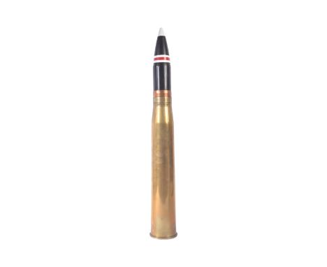 A WWII Second World War British&nbsp;Ordnance Quick-Firing 6-pounder APCBC&nbsp;Armour-Piercing, Capped, Ballistic Capped pro