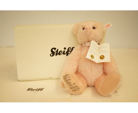 Steiff Mohair bear with box & coa 