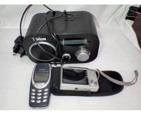 DAB radio with power supply, digital camera &amp; Nokia phone. UK P&amp;P Group 1 (£16+VAT for the first lot and £2+VAT for s