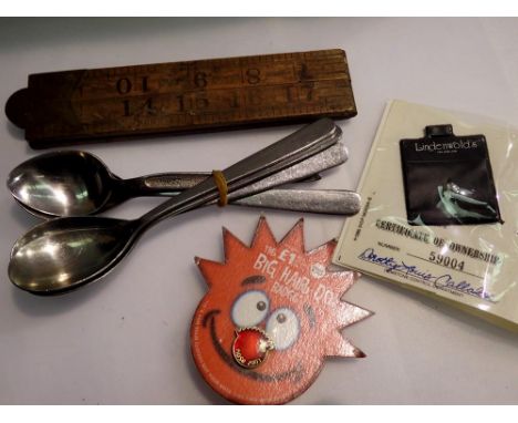 Mixed collectables including cubic zirconia and British Railways teaspoon. UK P&amp;P Group 1 (£16+VAT for the first lot and 