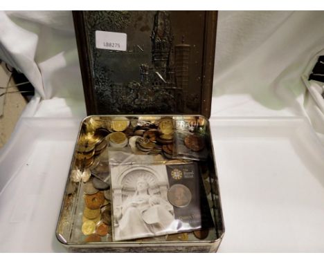 Tin of world coins and commemoratives. UK P&amp;P Group 1 (£16+VAT for the first lot and £2+VAT for subsequent lots) 