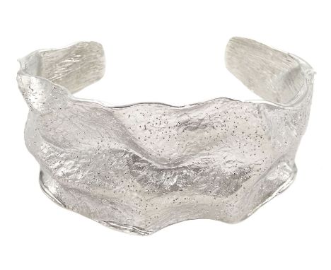 Contemporary silver textured crinkled cuff bangle, London 2017Condition Report:Very good condition