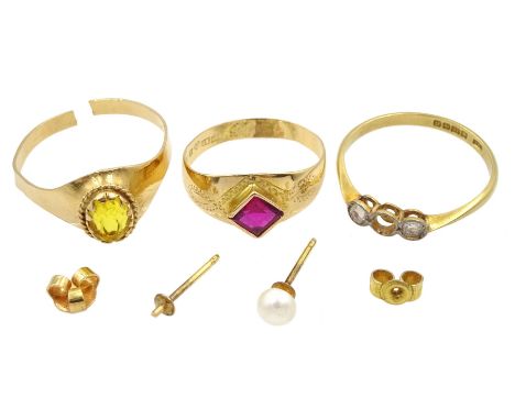 Swedish gold pink stone ring and other gold stone set jewellery, all 18ct hallmarked or tested Condition Report:Approx 6.7gm 