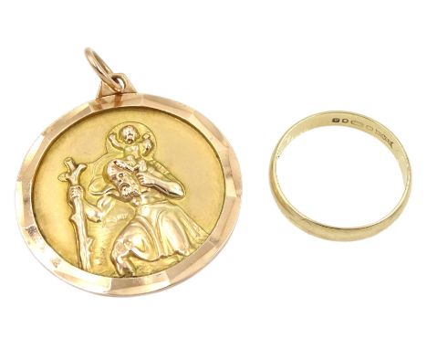 Gold St Christopher's pendant and a gold wedding band, both hallmarked 9ctCondition Report:Approx 4.65gm, ring size I-J, max 