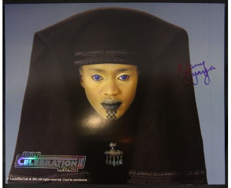Star Wars -&nbsp;Mary Oyaya (Luminara Unduli) - Official Star Wars Celebration II high quality 8x10" colour photograph. Signe
