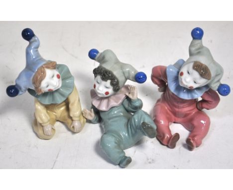 Three Nao children in clown fancy dress (3).