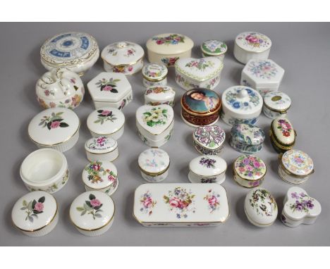 A Collection of Various Lidded Ceramic Trinket Boxes to Include Examples by Coalport, Hammersley, Wedgwood etc 