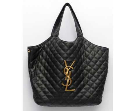 Maxi-Shopper "ICARE", Yves Saint Laurent. Schwarzes, in Diamant-Optik gestepptes Lammleder mit bronzefarbenem "YSL"-Monog. Br