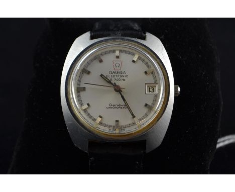 Omega gents Electronic f300 Hz chronometer watch with date, 40mm diameter 