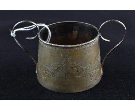 Silver twin-handled cup, maker THH & Co, Birmingham 1900, 6.5cm high, 68.22 grams 