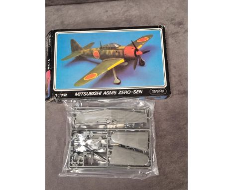 4x boxed model kits with instructions comprising of; Hales 1/72 scale #JS-105 Focke-Wulf Fw190D &amp; #JS-106 Focke-Wulf Fw19