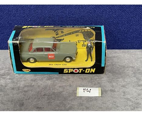 Spot-On #405 Vauxhall Cresta (BEA) BEA Logo And Plastic Figure In Excellent Box