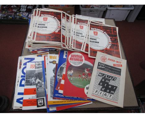 Arsenal 1968-9 Programmes, 27 homes, 33 aways, including at Floriana, Hibernians of Malta, Rangers, Brentford, Watford - Frie
