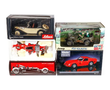4 versch. Automodelle, tw Maßstab 1:18, Schuco, Ertl, Gate und Tchibo, je im leicht besch. OK, Alterungsspuren, Z 2