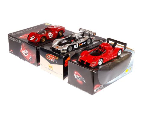 3 gmp/Hot Wheels/Maisto Ferrari und Audi Rennwagenmodelle, Maßstab 1:18, je mit tw besch. OK, Z 2