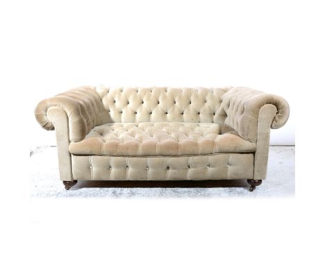 Small Chesterfield two-seater settee, fawn button dralon upholstery, width 170cm.