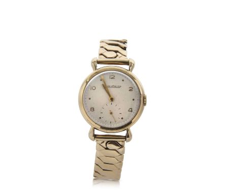 A 9ct gold Jaeger LeCoultre gents watch, the watch has a manually crown wound movement, hallmarks can be found on the lug 375