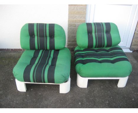 Pair mid to late 20th century vintage/ retro chairs