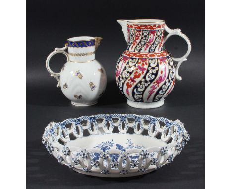 WORCESTER FLIGHT PERIOD CABBAGE LEAF EWER, in the Queen Charlotte pattern, with mask spout, blue Flight and crescent to base,