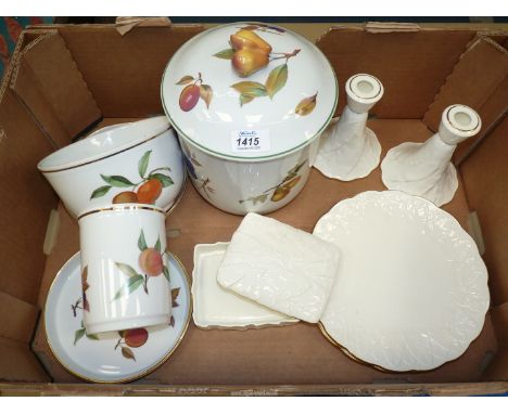 A small quantity of Royal Worcester 'Fern Leaf' items to include; two plates, a pair of candlesticks, trinket box, together w