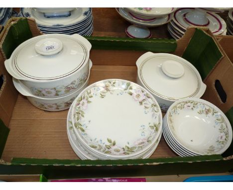 J & G Meakin dinnerware to include six dessert plates, six dessert dishes, six dinner plates and three tureens in 'Damask Ros