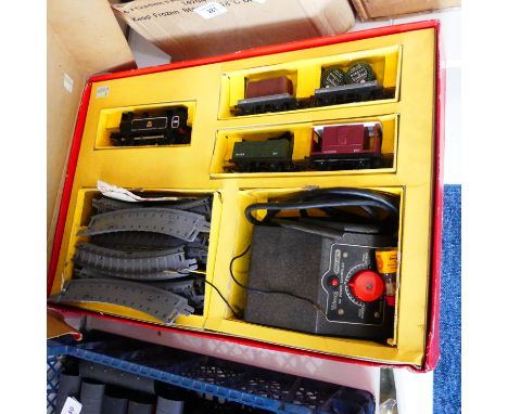Tri-ang '00/H0' gauge, RE Electric Goods Train Set, comprising 0-6-0 tank engine, 47606, BR black, three wagons and brake van