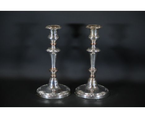 Pair of Hallmarked Silver-Plated Candlesticks, 20 cm, Antwerp, Belgium  his item consists of a pair of intricately detailed s