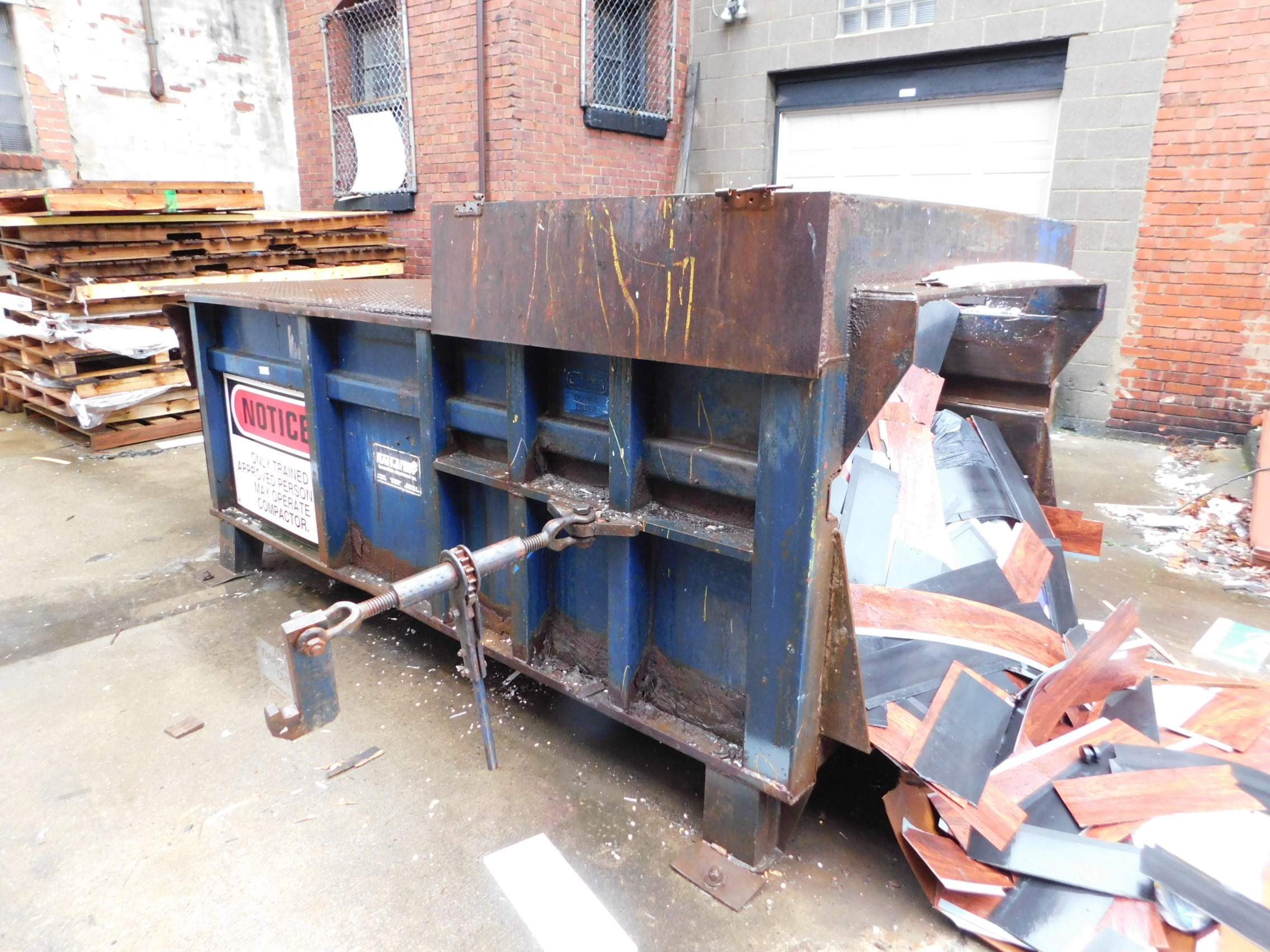 Marathon Ram Jet Hydraulic Trash Compactor