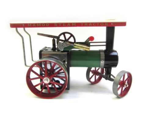 A Mamod TE1a steam tractor, a Mamod SW1 steam wagon, and a Mamod miniature grinding machine, all boxed (3).