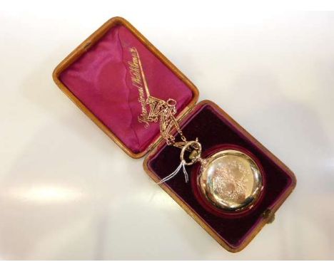 Gold-plated hunting pocket watch no. 137127, signed ....CHATON 18 Rubis REMONTOIR, in a box labelled 'International Watch Com