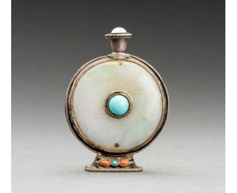 A SILVER AND JADE SNUFF BOTTLE, c. 1900sChina / Mongolia, late Qing dynasty (1644-1912) - Republic period (1912-1949). Of moo