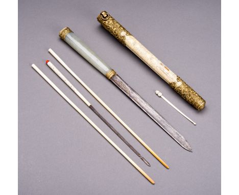 A JADE INSET CHOPSTICK TROUSSE SET, 1900sChina, late Qing dynasty (1644-1912) - Republic period (1912-1949). The eating set c