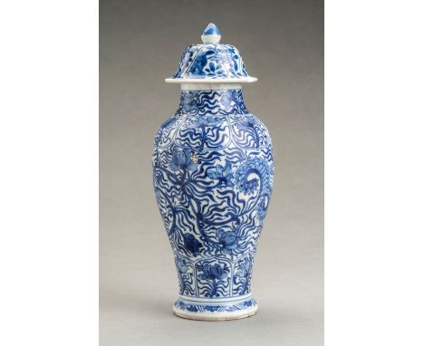 A BLUE AND WHITE KANGXI PERIOD PORCELAIN BALUSTER VASE, VUNG TAO CARGOChina, Kangxi period (1662-1721). The baluster shaped v