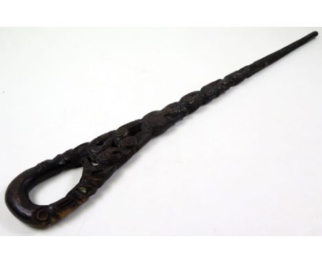 Hand carved Maori walking stick, circa 19th / 20th century, length 93cm approx.