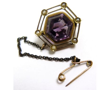 Yellow Metal Hexagonal Brooch set with Amethyst and Seed Pearls with Safety Chain weight 4.4 grams