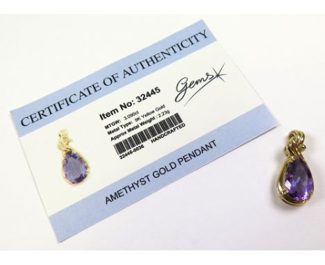 9ct Gold pear shaped Amethyst Pendant weight 2.9 grams