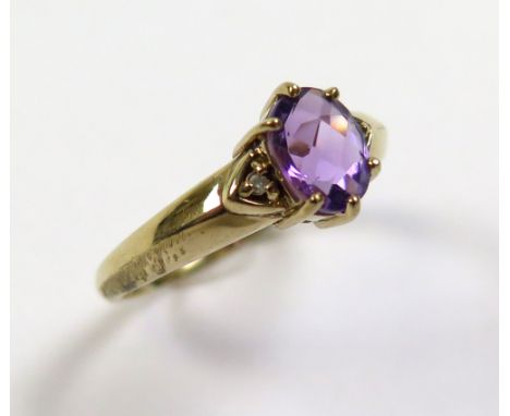9ct Gold Ring with Amethyst and Diamonds size U weight 3.1 grams